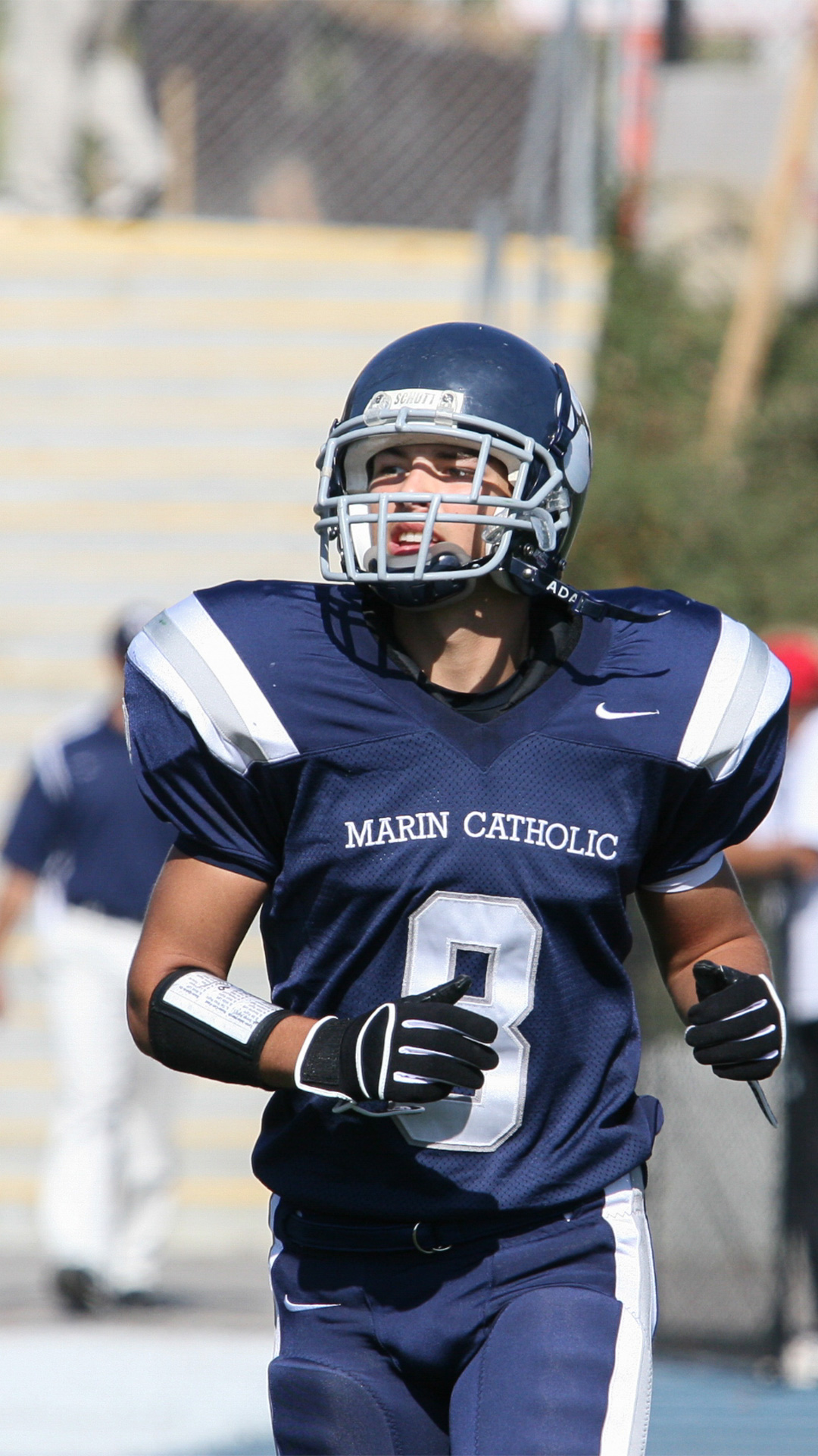 Dino-Football-1080x1920_0020_Dino-Marin-Catholic-Footbal-1920x1080-53
