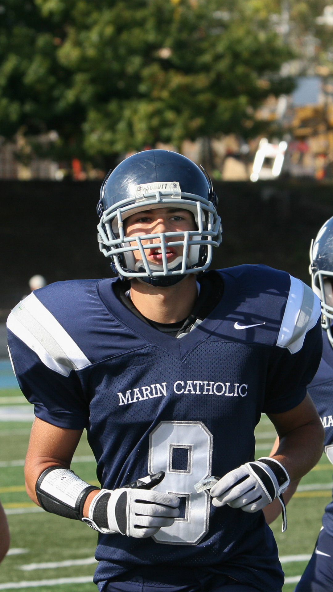 Dino-Football-1080x1920_0023_Dino-Marin-Catholic-Footbal-1920x1080-50