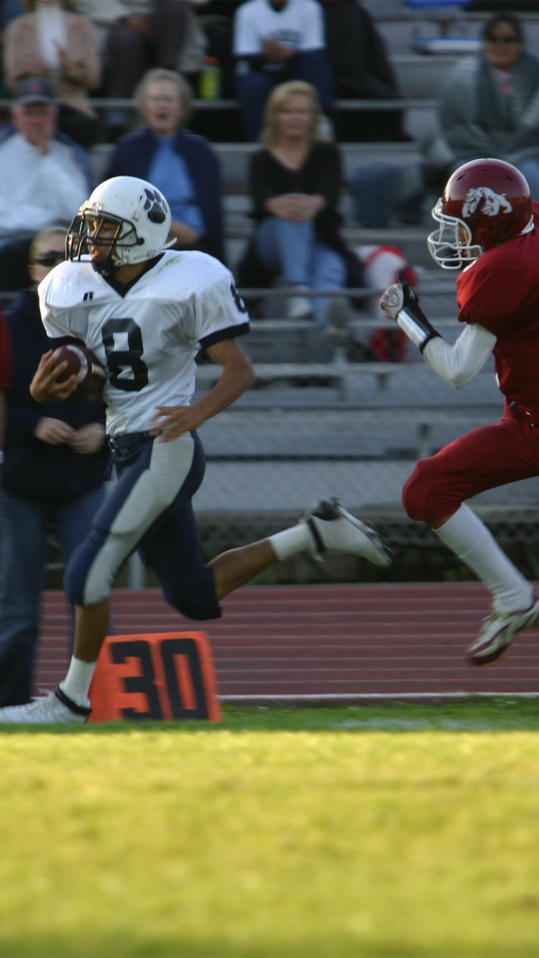 Dino-Football-1080x1920_0061_Dino-Marin-Catholic-Footbal-1920x1080-7